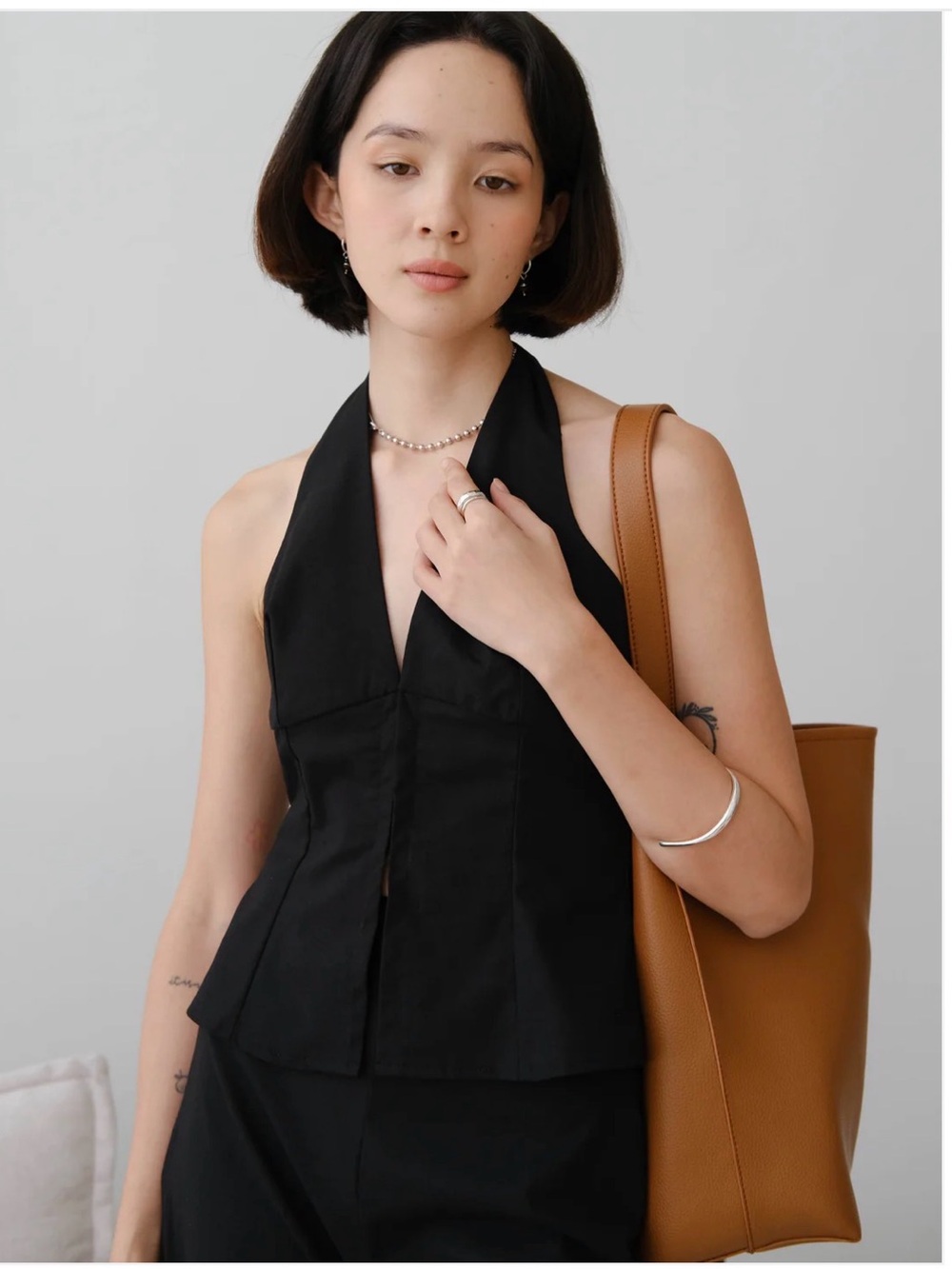 NWT Saou Studio Black Halter V Neck Tailored Top Hemp Cotton M chic minimalist